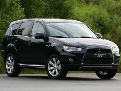 Шумоизоляция автомобиля Мицубиси Аутлендер XL (Mitsubishi Outlander XL)