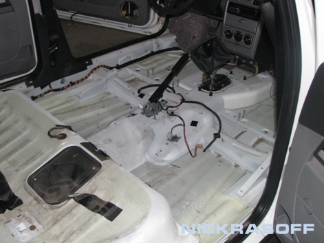 Шумоизоляция салона автомобиля Лада Приора Хетчбек Шумоизоляция салона автомобиля Лада Приора Хетчбек