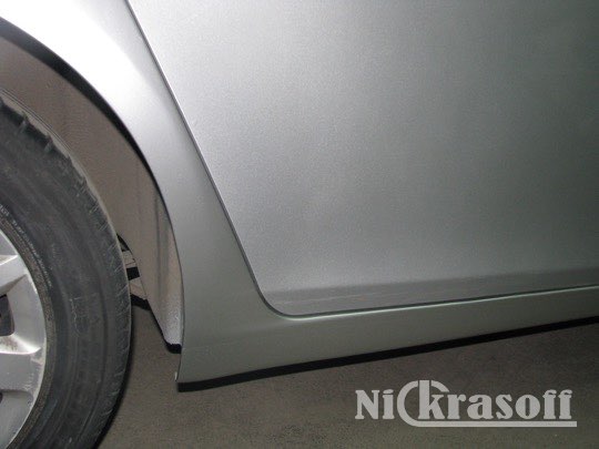 Удаление ржавчины и покраска порога Ленд Крузер Удаление ржавчины и покраска порога Ленд Крузер